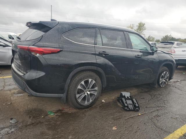 5TDGZRBH5LS500135 - 2020 TOYOTA HIGHLANDER XLE أسود صورة 3