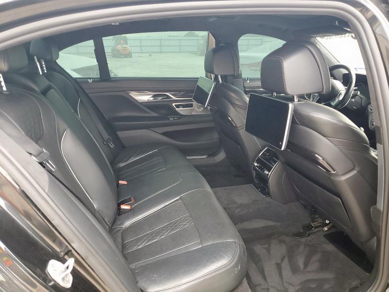 WBA7F0C50GGL99768 - 2016 BMW 750 I BLACK photo 10