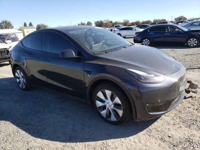 7SAYGDEE6RF054205 - 2024 TESLA MODEL Y Черный фото 4