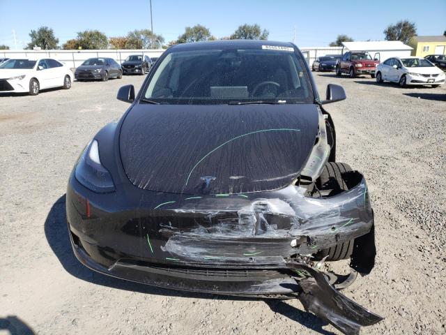 7SAYGDEE6RF054205 - 2024 TESLA MODEL Y Черный фото 5