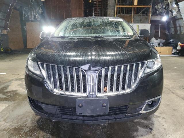 2LMDJ8JKXBBJ09855 - 2011 LINCOLN MKX BLACK photo 5