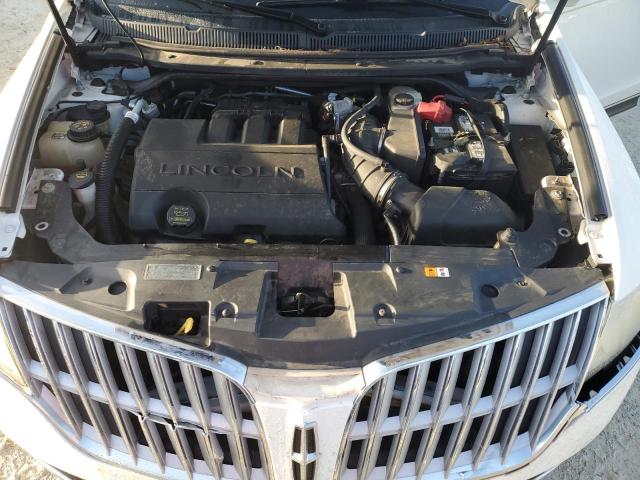 2LMHJ5FR6CBL52974 - 2012 LINCOLN MKT أبيض صورة 12