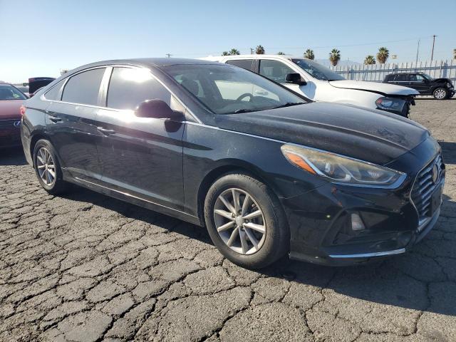 5NPE24AF5JH689631 - 2018 HYUNDAI SONATA SE შავი ფოტო 4