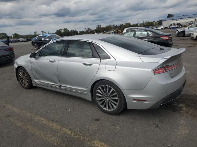 3LN6L5C98HR615525 - 2017 LINCOLN MKZ SELECT Silber Foto 2