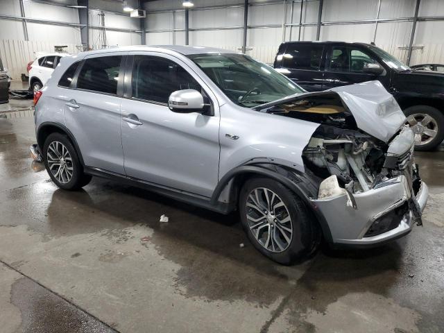 JA4AP3AU6HZ042659 - 2017 MITSUBISHI OUTLANDER ES SILVER photo 4