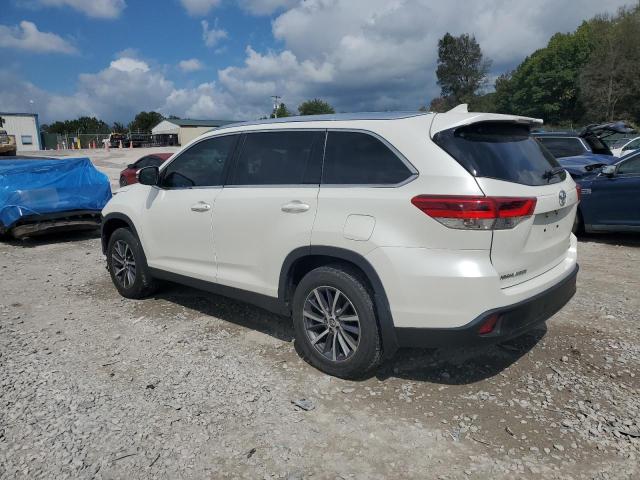 5TDJZRFH3KS564222 - 2019 TOYOTA HIGHLANDER SE 白色 照片 2