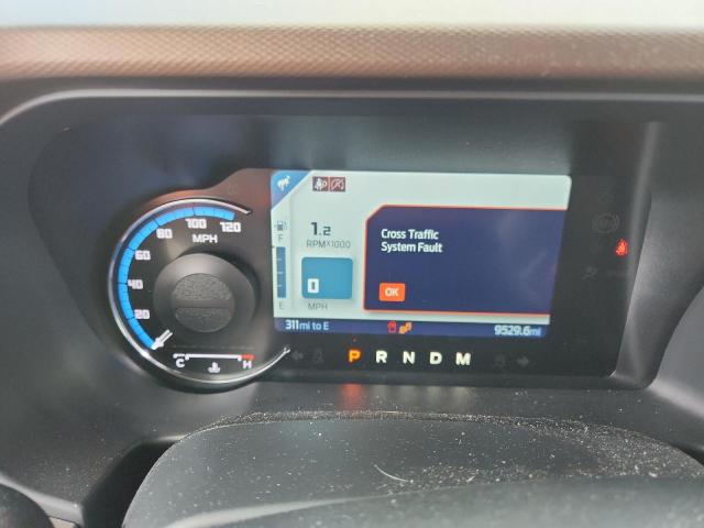 1FMDE5AH4NLB10085 - 2022 FORD BRONCO BASE 银色 照片 9