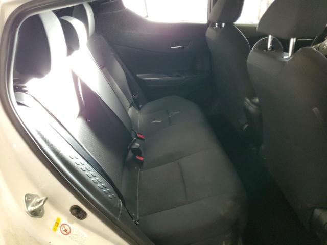 NMTKHMBX9JR036012 - 2018 TOYOTA C-HR XLE თეთრი ფოტო 11