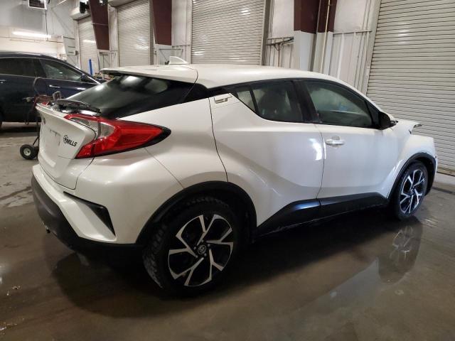 NMTKHMBX9JR036012 - 2018 TOYOTA C-HR XLE თეთრი ფოტო 3