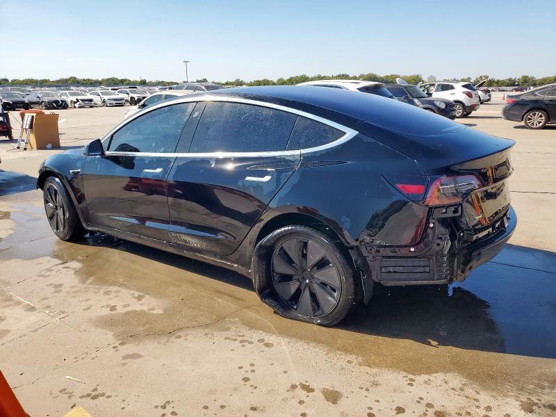 5YJ3E1EA2JF050925 - 2018 TESLA MODEL 3 黑色 照片 2
