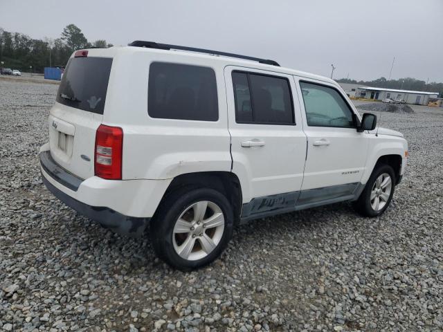1J4NF1GB1BD166907 - 2011 JEEP PATRIOT SPORT WHITE photo 3