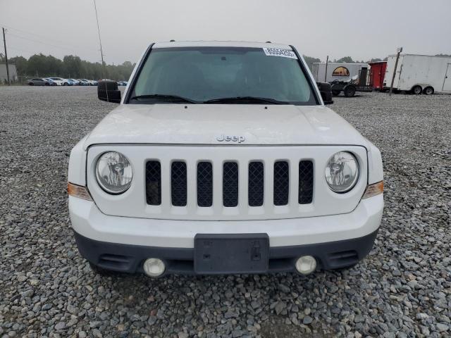 1J4NF1GB1BD166907 - 2011 JEEP PATRIOT SPORT WHITE photo 5