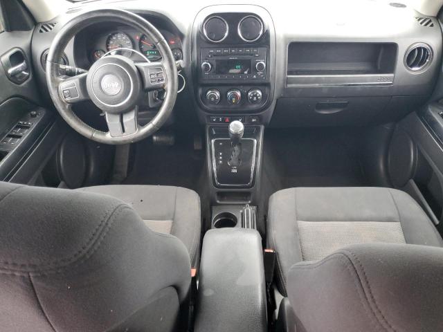 1J4NF1GB1BD166907 - 2011 JEEP PATRIOT SPORT WHITE photo 8