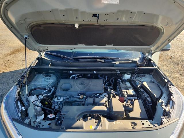 2T3W1RFV7NW192583 - 2022 TOYOTA RAV4 XLE WHITE photo 12