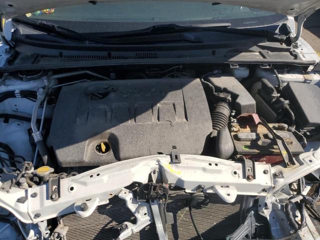 5YFBURHE2HP605558 - 2017 TOYOTA COROLLA L WHITE photo 11