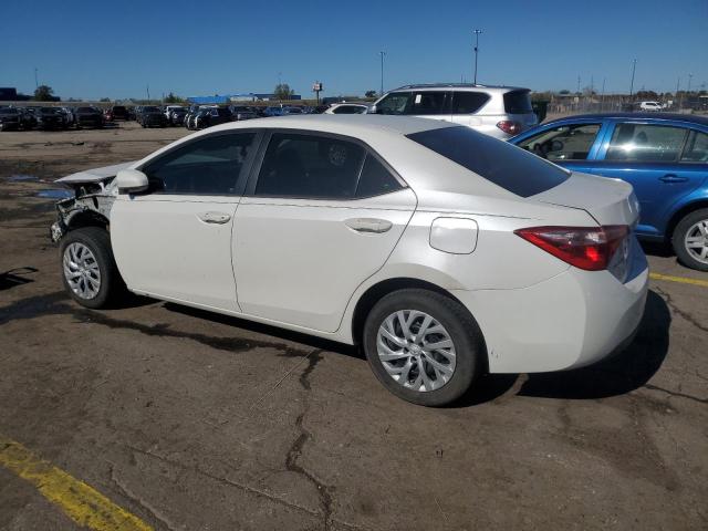 5YFBURHE2HP605558 - 2017 TOYOTA COROLLA L WHITE photo 2