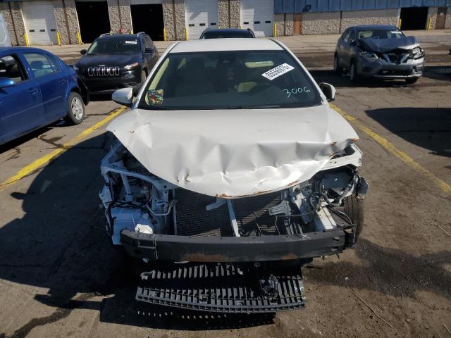 5YFBURHE2HP605558 - 2017 TOYOTA COROLLA L WHITE photo 5