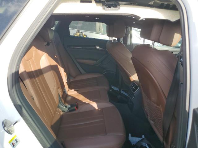 WA1BNAFY2J2103501 - 2018 AUDI Q5 PREMIUM PLUS WHITE photo 11