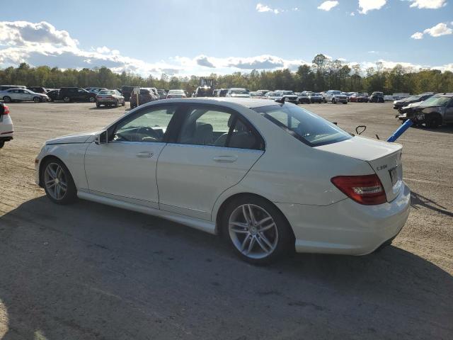 WDDGF8BB7CR191853 - 2012 MERCEDES-BENZ C 300 4MATIC WHITE photo 2