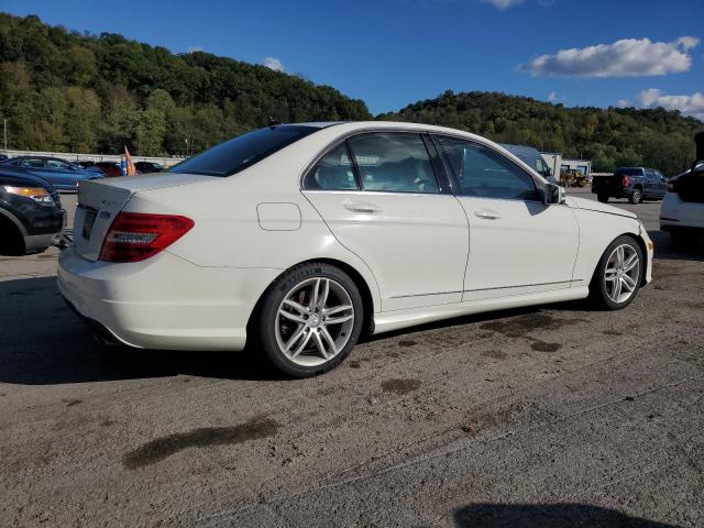 WDDGF8BB7CR191853 - 2012 MERCEDES-BENZ C 300 4MATIC WHITE photo 3