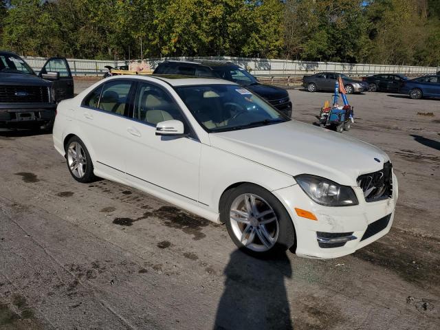 WDDGF8BB7CR191853 - 2012 MERCEDES-BENZ C 300 4MATIC WHITE photo 4