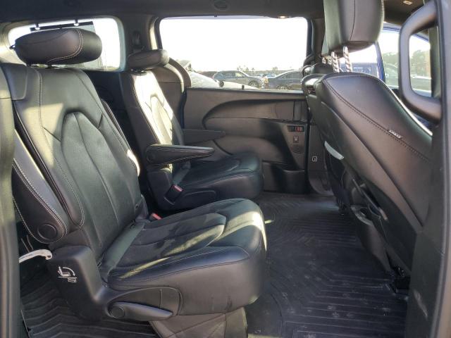 2C4RC1EG2KR570214 - 2019 CHRYSLER PACIFICA TOURING L PLUS BLUE photo 11