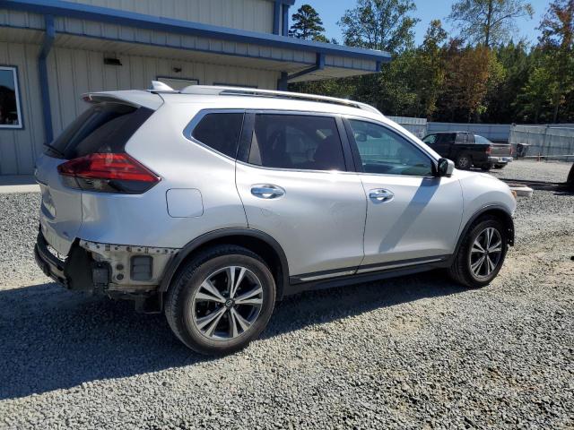 5N1AT2MTXJC740310 - 2018 NISSAN ROGUE S 银色 照片 3