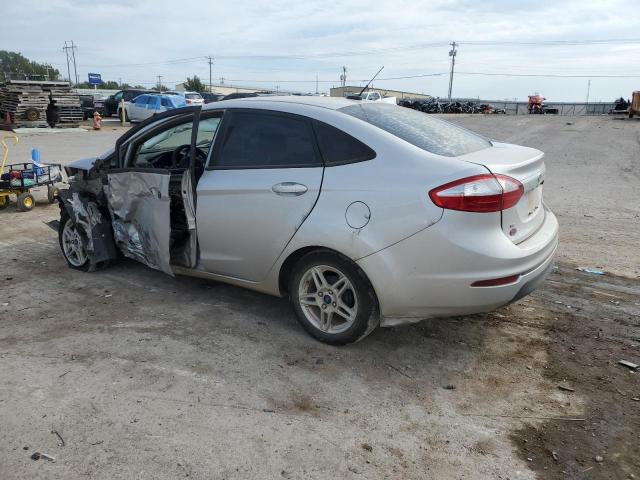 3FADP4BJ8KM101562 - 2019 FORD FIESTA SE SILVER photo 2