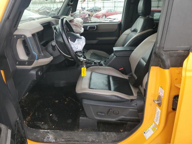1FMEE5DP6NLB68321 - 2022 FORD BRONCO BASE YELLOW photo 7