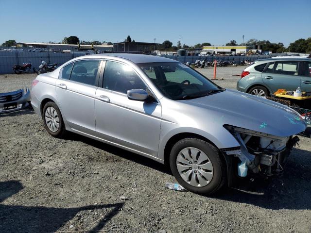 1HGCP2F33BA132075 - 2011 HONDA ACCORD LX Արծաթագույն լուսանկար 4