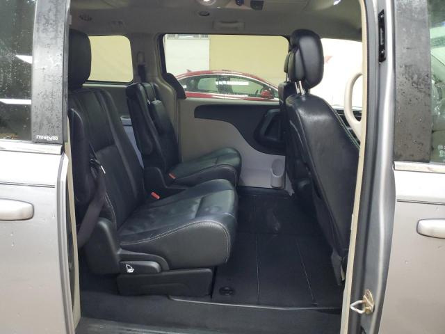 2C4RC1BG1DR708803 - 2013 CHRYSLER TOWN & COU TOURING ვერცხლისფერი ფოტო 11