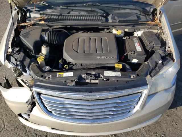 2C4RC1CG6DR751404 - 2013 CHRYSLER TOWN & COU TOURING L SILVER photo 11