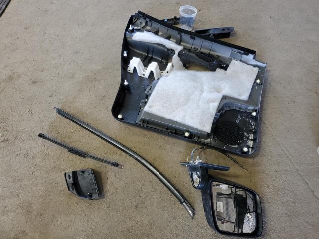 3N63M0ZN3JK696263 - 2018 CHEVROLET CITY EXPRESS LT Beyaz fotoğraf 13