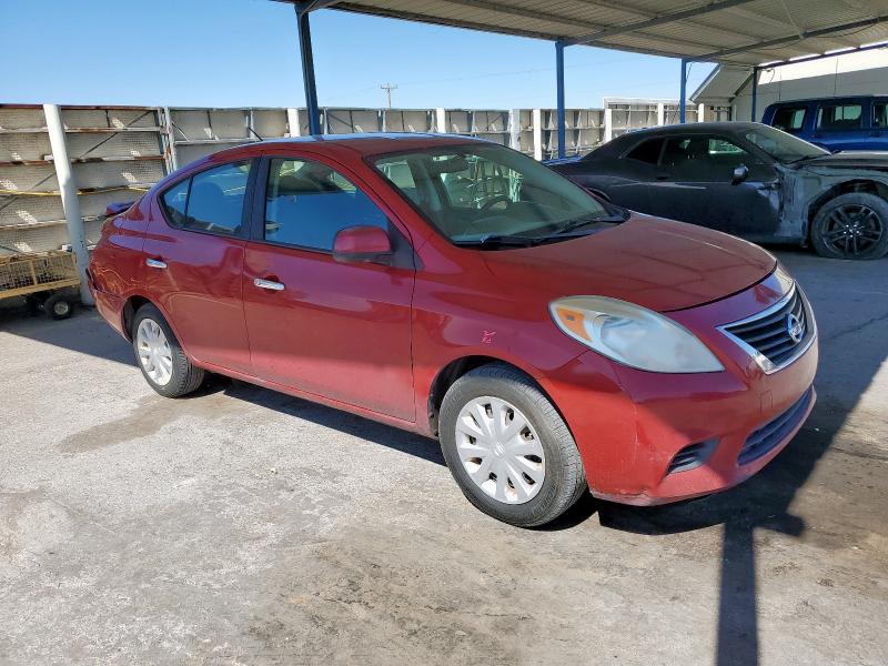 3N1CN7AP6DL880085 - 2013 NISSAN VERSA S RED photo 4