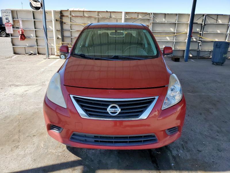 3N1CN7AP6DL880085 - 2013 NISSAN VERSA S RED photo 5