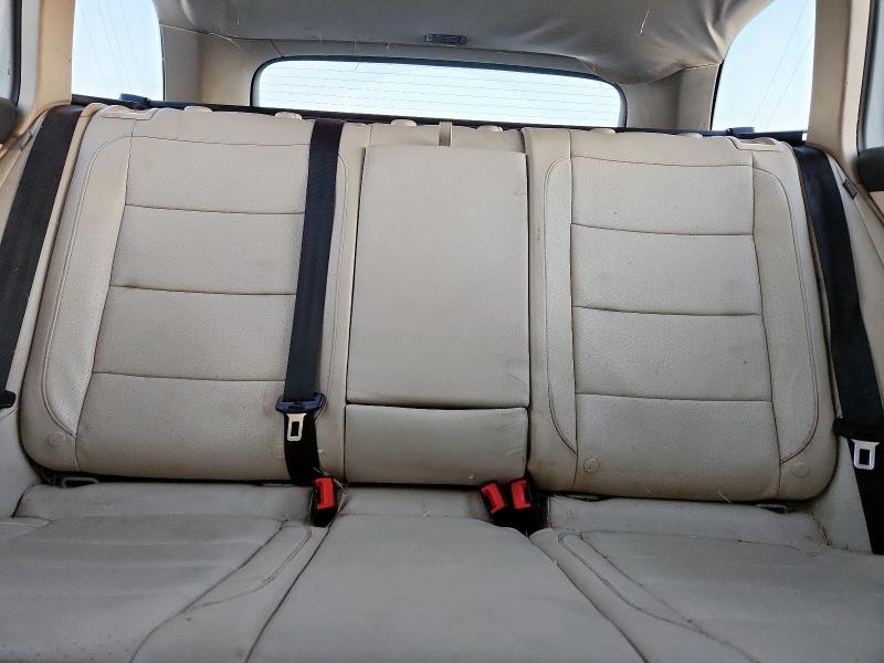 3VWTL8AJ6AM650182 - 2010 VOLKSWAGEN JETTA TDI أبيض صورة 10