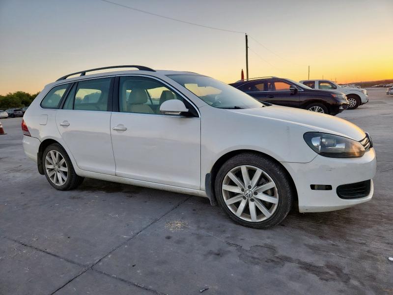 3VWTL8AJ6AM650182 - 2010 VOLKSWAGEN JETTA TDI أبيض صورة 4