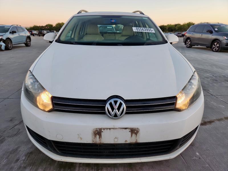 3VWTL8AJ6AM650182 - 2010 VOLKSWAGEN JETTA TDI أبيض صورة 5