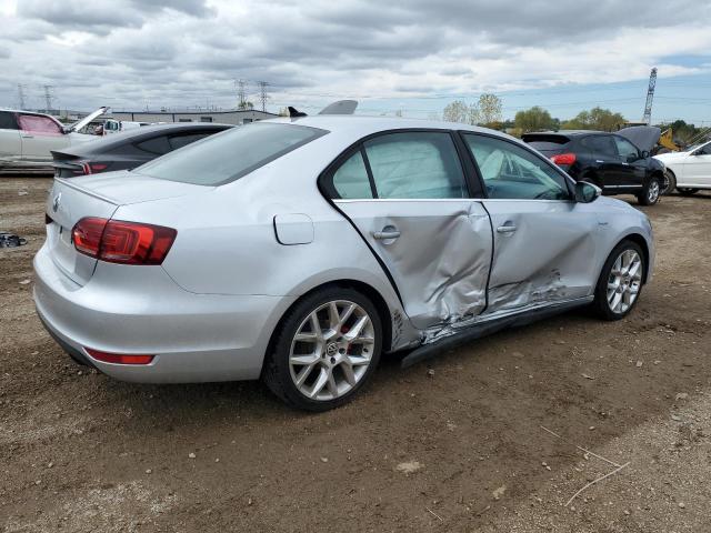 3VW5T7AJ2EM326204 - 2014 VOLKSWAGEN JETTA GLI 银色 照片 3