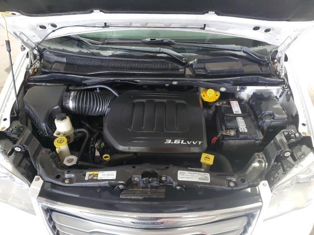 2C4RC1BG5GR295546 - 2016 CHRYSLER TOWN & COU TOURING 白色 照片 12