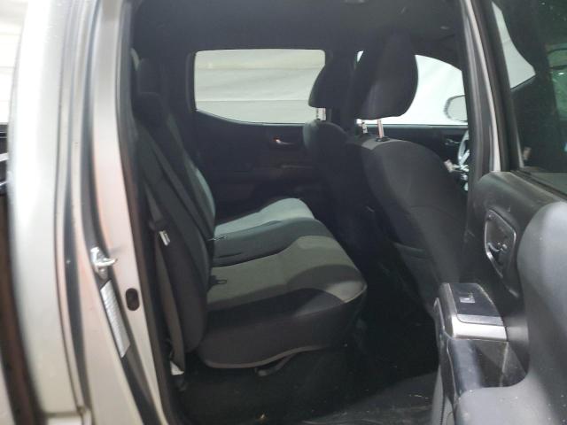 3TMCZ5ANXNM499761 - 2022 TOYOTA TACOMA DOUBLE CAB Gümüş fotoğraf 10