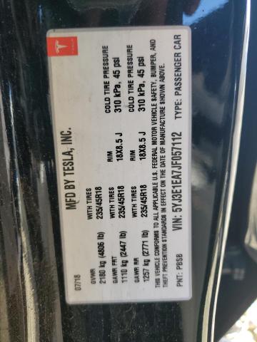 5YJ3E1EA7JF057112 - 2018 TESLA MODEL 3 Schwarz Foto 12