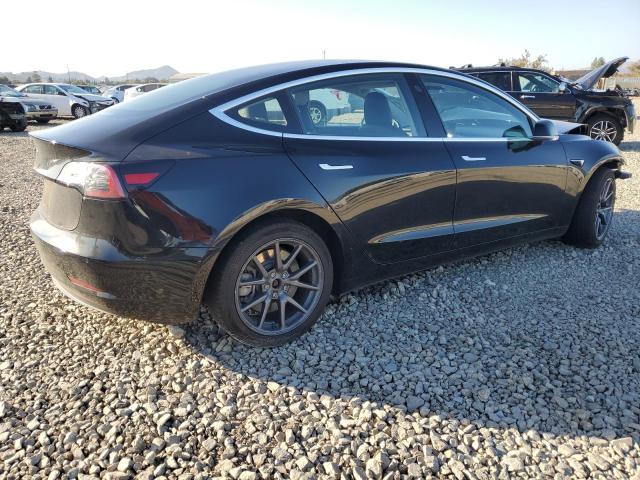 5YJ3E1EA7JF057112 - 2018 TESLA MODEL 3 Schwarz Foto 3