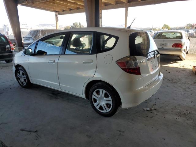 JHMGE8H20AC013625 - 2010 HONDA FIT WHITE photo 2