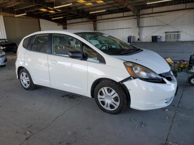 JHMGE8H20AC013625 - 2010 HONDA FIT WHITE photo 4