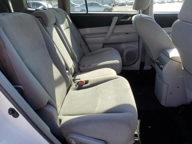 5TDZK3EH5DS133941 - 2013 TOYOTA HIGHLANDER BASE أبيض صورة 11
