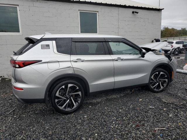 JA4J4TA89NZ047605 - 2022 MITSUBISHI OUTLANDER ES 银色 照片 3