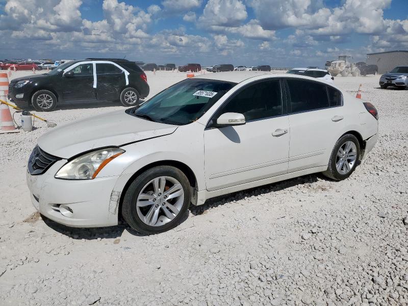 2011 NISSAN ALTIMA SR, 