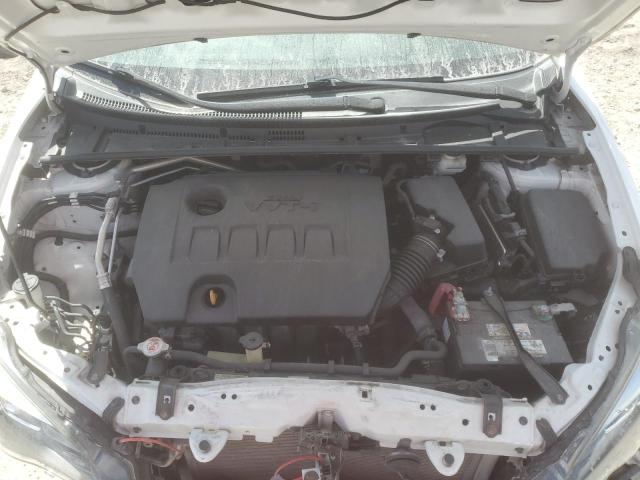 5YFBURHE3KP949519 - 2019 TOYOTA COROLLA L თეთრი ფოტო 11