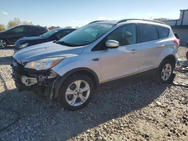 2016 FORD ESCAPE SE, 